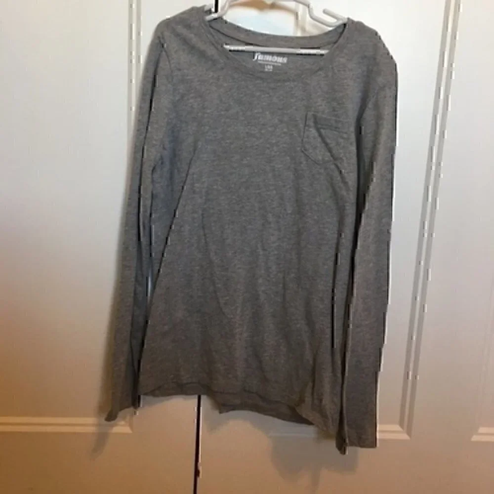 Old Navy Girls size large 10/12 gray  pocket top